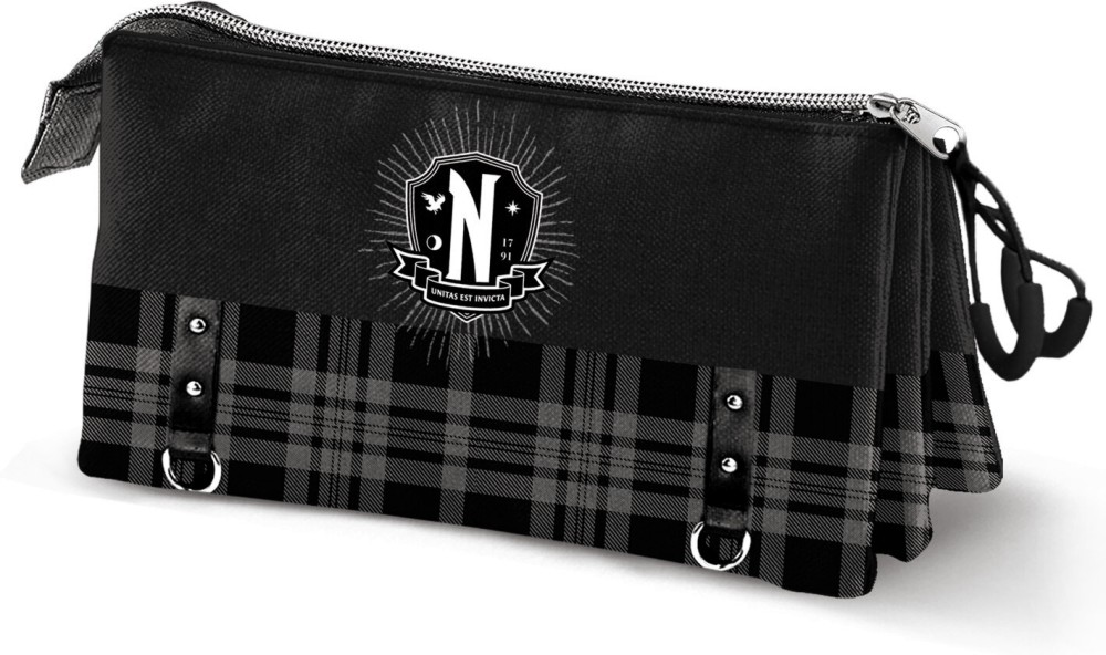 ���������� ������� Chains - Karactermania - �� ���� Wednesday - �������