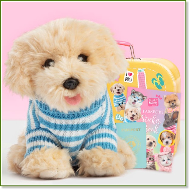 Плюшено кученце Лабрадуделът Драскулка - Studio Pets Плюшено кученце Лабрадуделът Драскулка - Studio Pets - С куфарче, паспорт и книжка със стикери - играчка