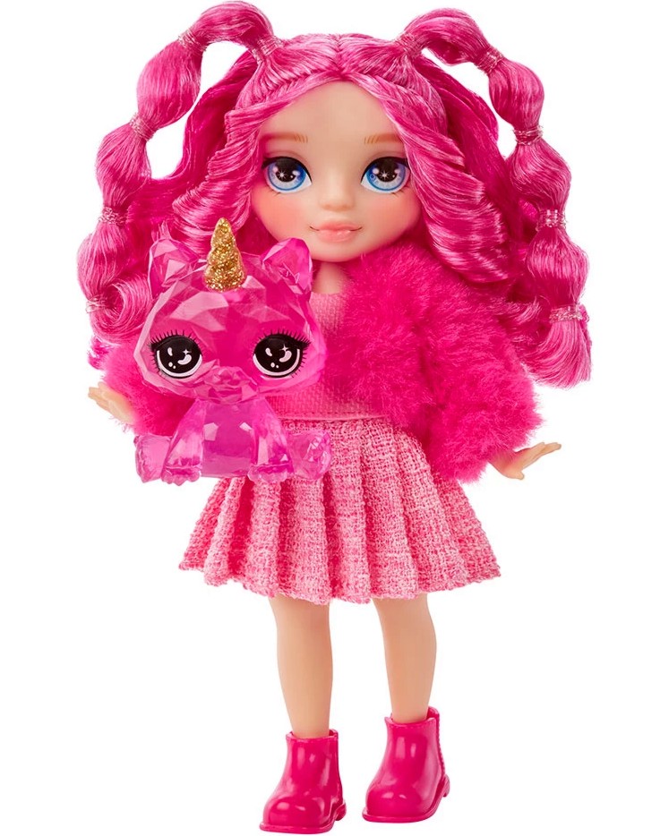 Кукла Магента Монро - MGA Entertainment Кукла Магента Монро - MGA Entertainment - С височина 14 cm, от серията Rainbow High - кукла