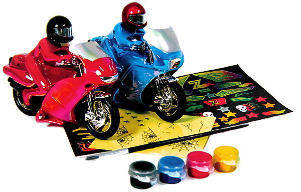 Декорирай състезателни мотори Faber-Castell - store.bg