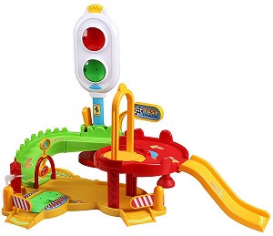 Писта със светофар и количка - Комплект за игра със светлинни и звукови ефекти : от серията "Junior" - играчка