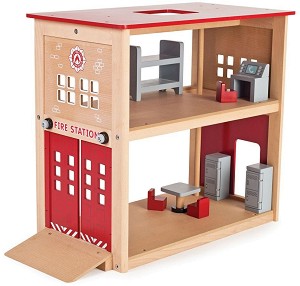 Дървена пожарна станция - Детски комплект за игра с аксесоари - играчка