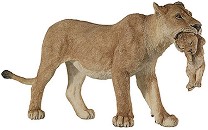 Фигурка на лъвица с малко лъвче Papo - От серията Диви животни - фигура